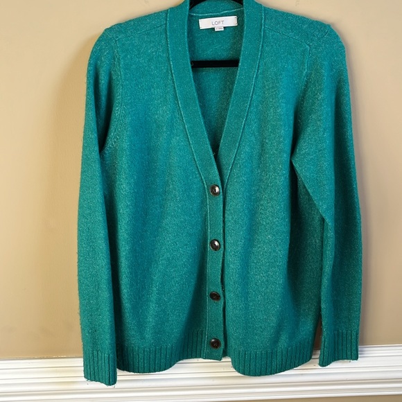 Beautiful sweater from Loft! - Picture 2 of 5